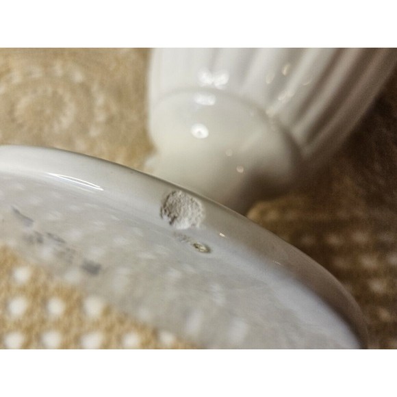 Vintage Haeger Pottery Vase #8403 Ribbed Pitcher Ewer Gloss White Cream (read) - Picture 10 of 10